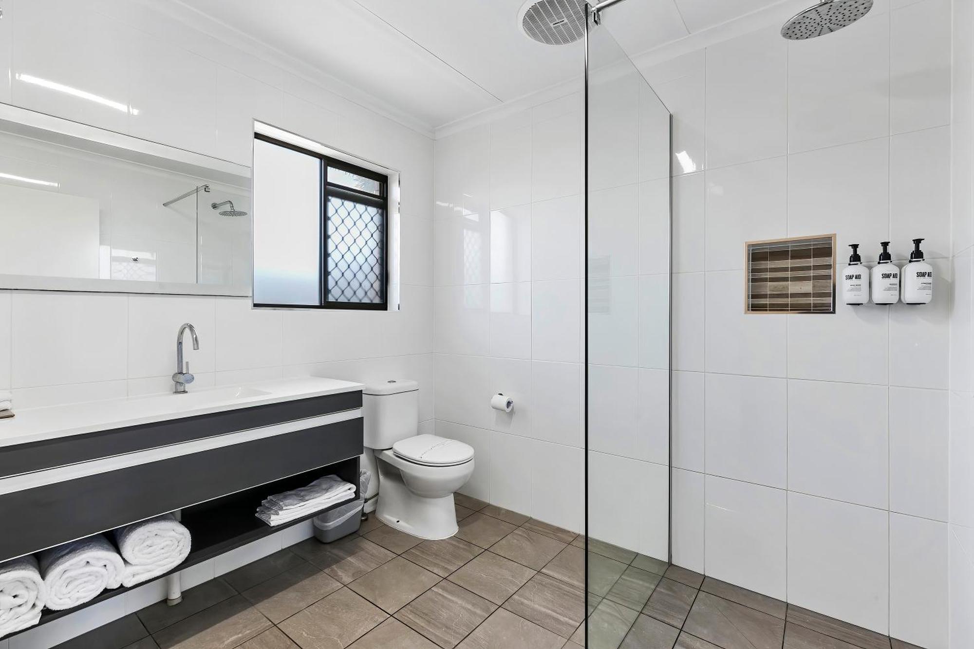 Comfort Inn On Main Hervey Bay Extérieur photo